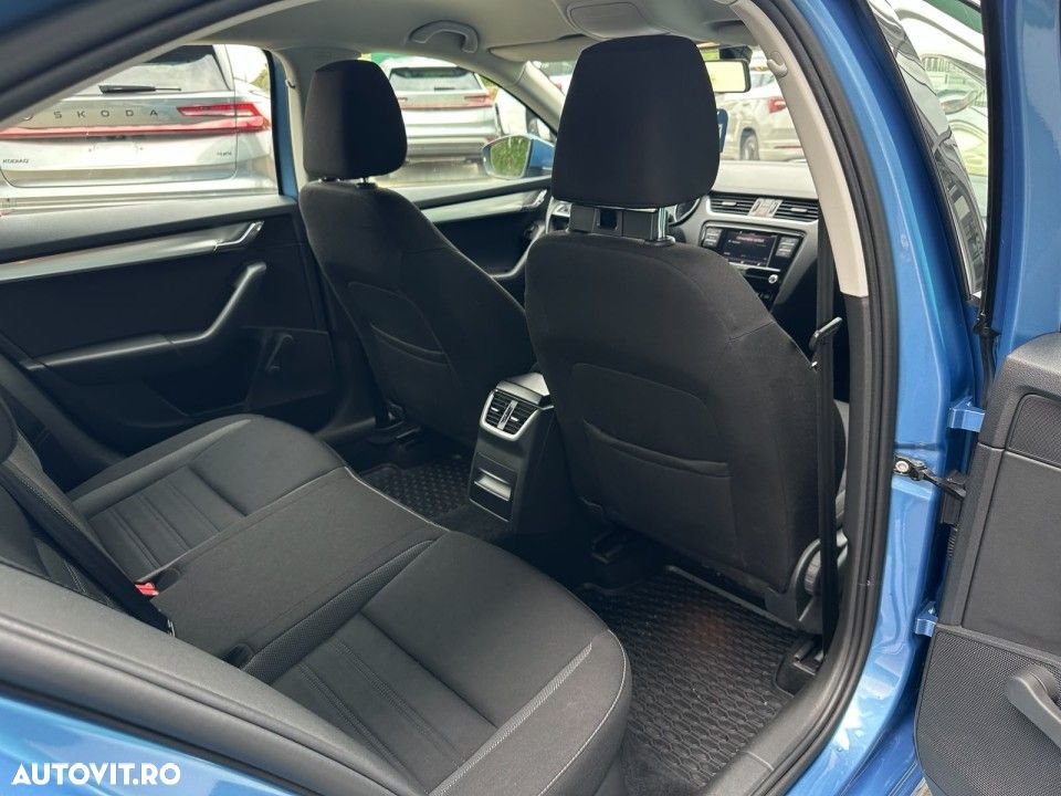 Skoda Octavia - 14