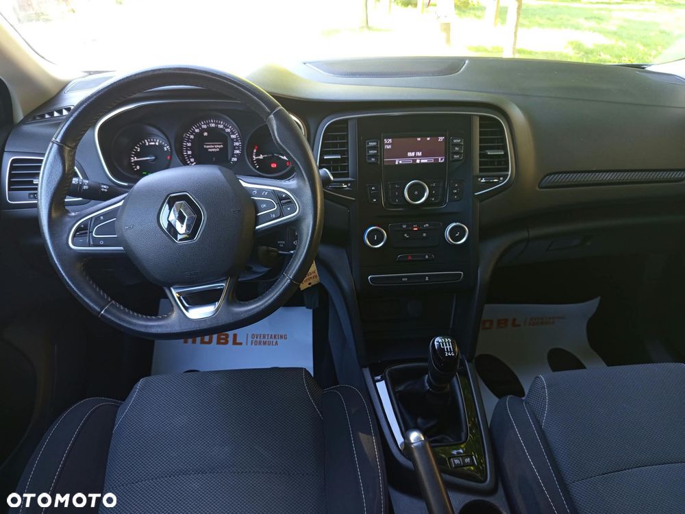 Renault Megane 1.2 Energy TCe Life - 11