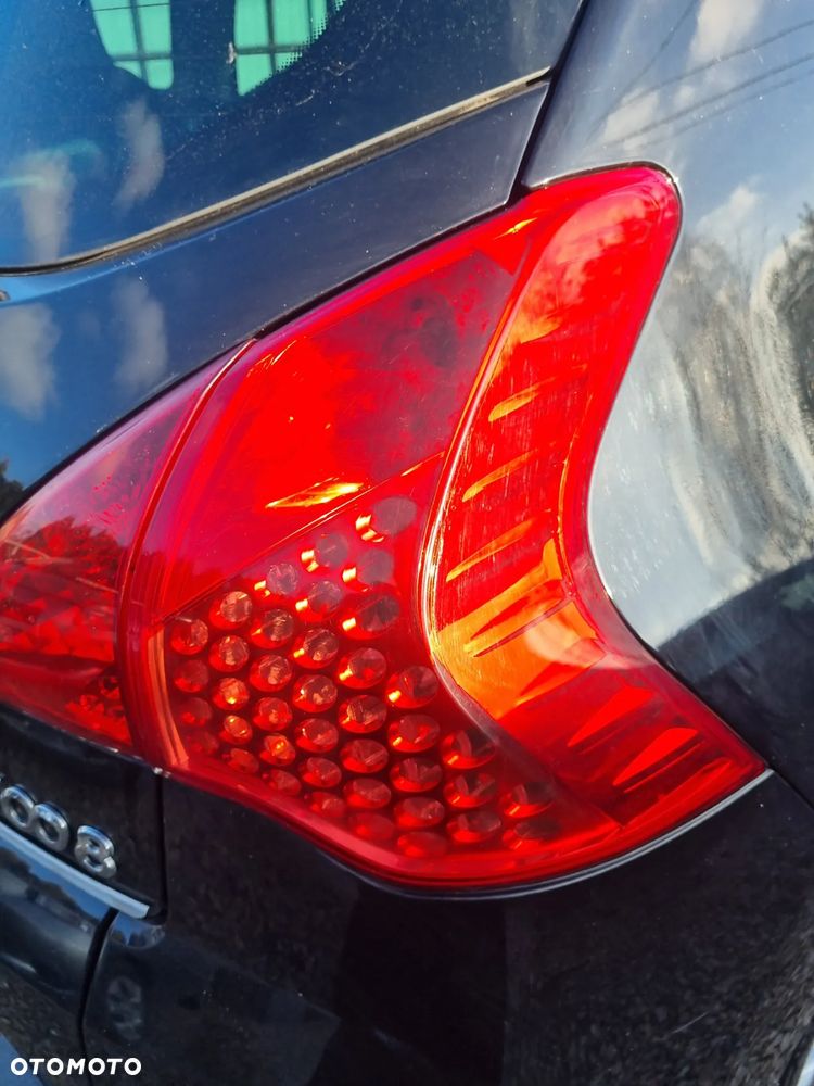 PEUGEOT 3008 I 09-16 2011 r. LAMPA PRAWY TYŁ PRAWA TYLNA PT W BŁOTNIK EU * - 2