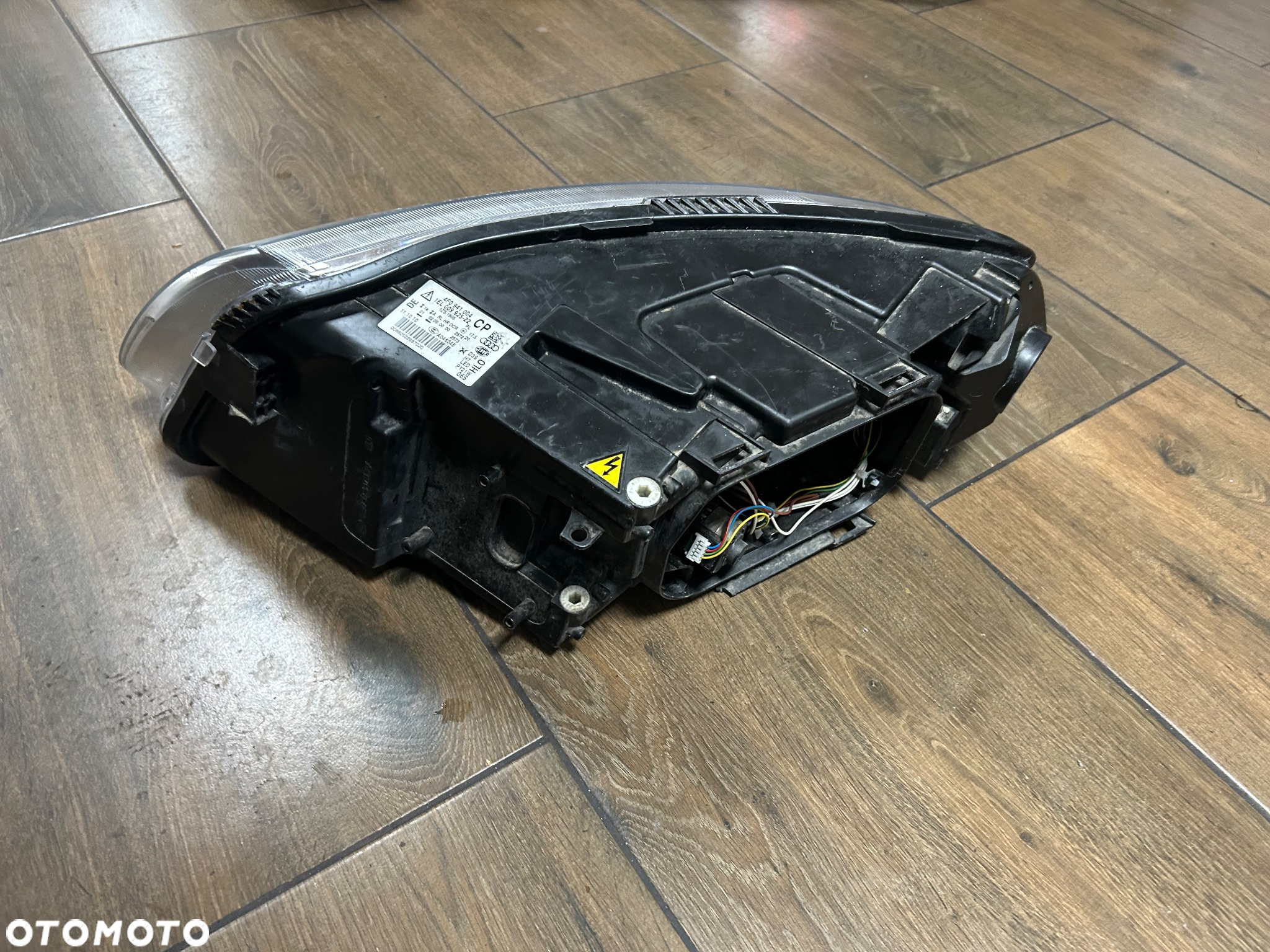 LAMPA XENON LED PRAWY AUDI A6 C6 LIFT 08-11 EU 4F0941004CP ORG - 2