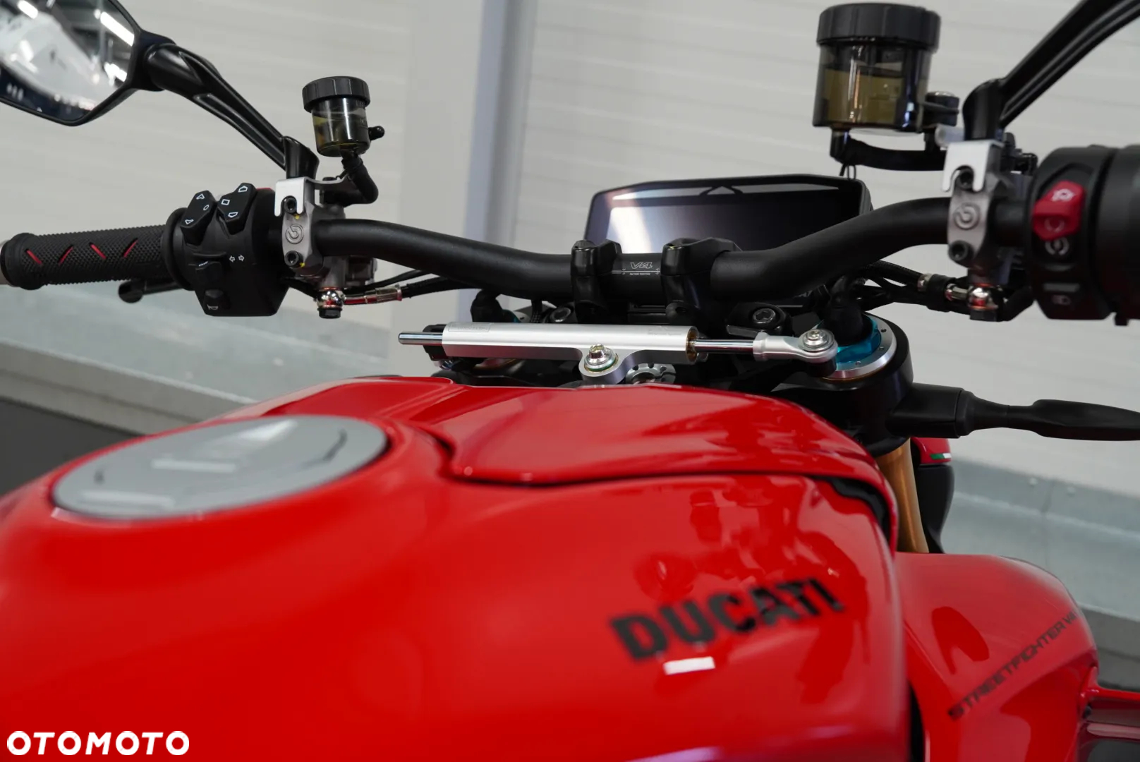 Ducati Streetfighter V4 - 5