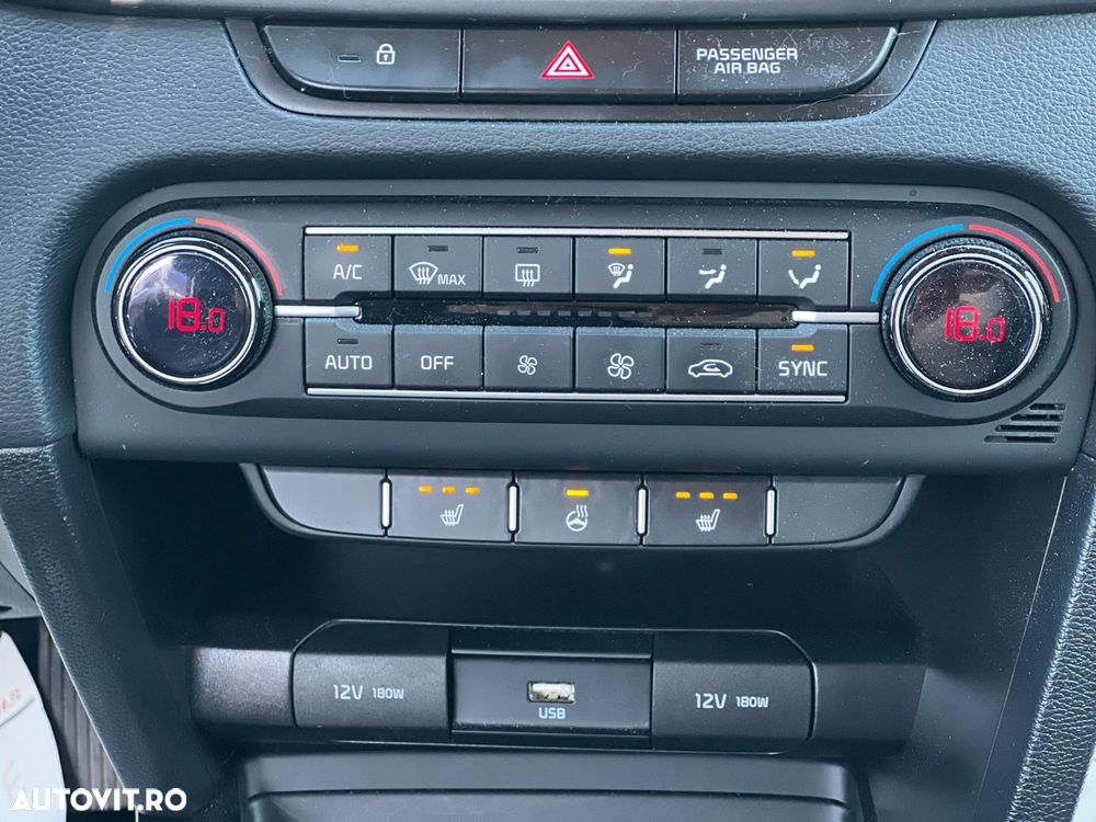 Kia XCeed 1.5 T-GDI 6MT Style - 16