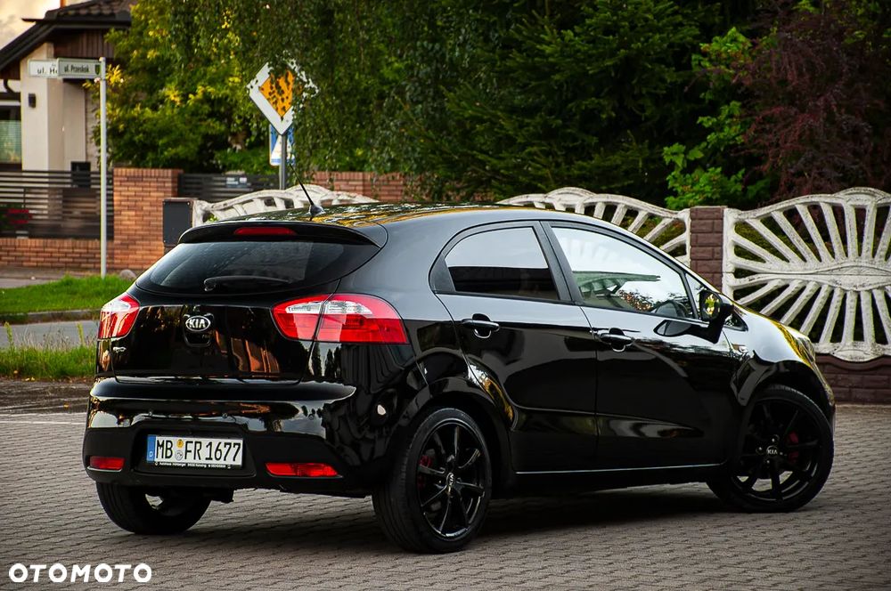 Kia Rio 1.2 Business Line - 8