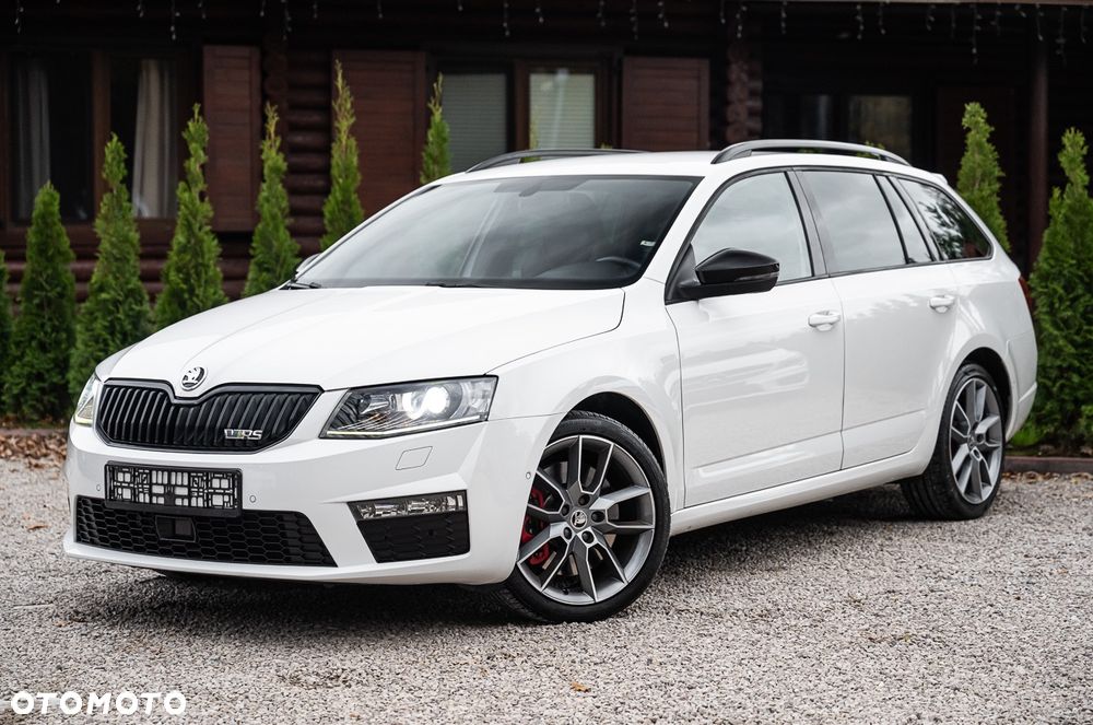 Skoda Octavia 2.0 TSI RS DSG - 2