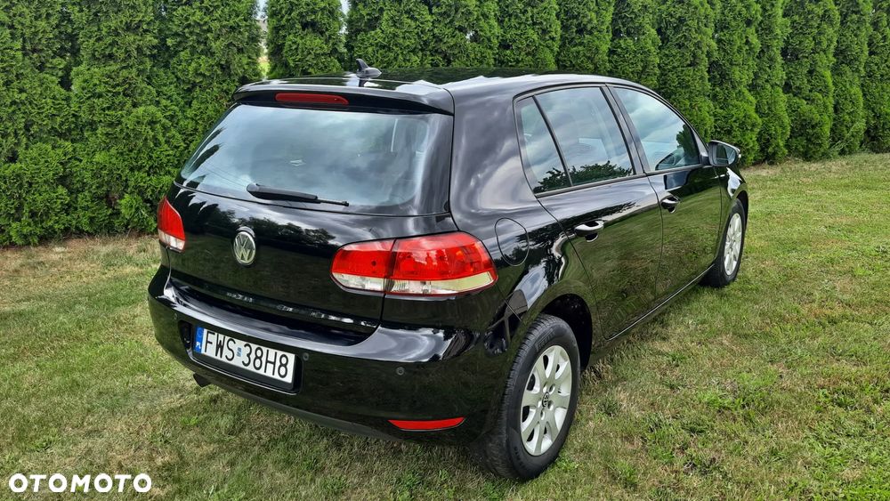 Volkswagen Golf 1.6 TDI DPF Trendline - 23