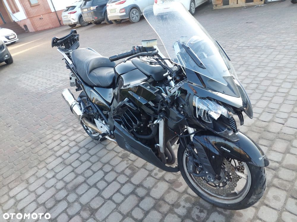 Kawasaki GTR - 8