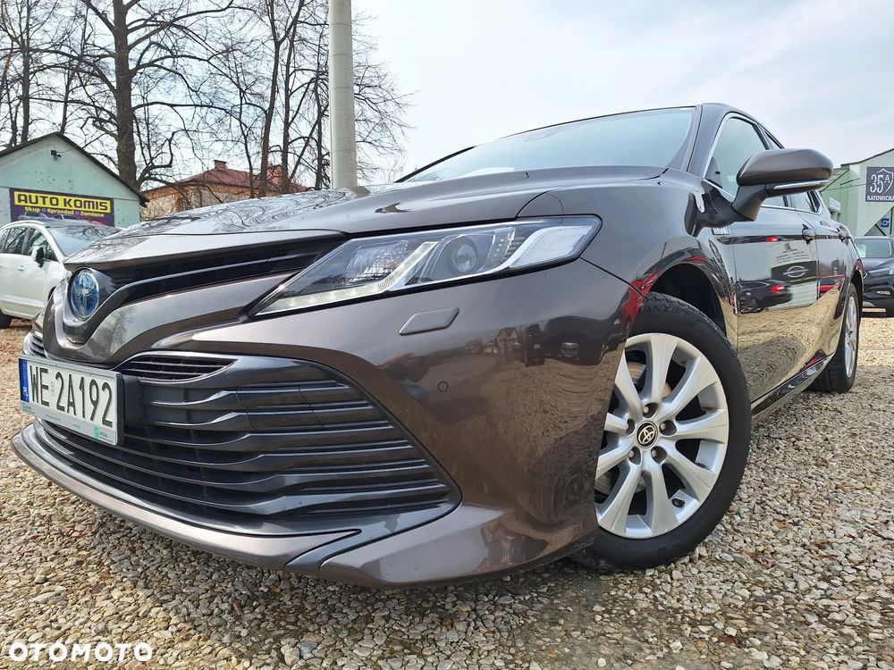 Toyota Camry 2.5 Hybrid Comfort CVT - 4