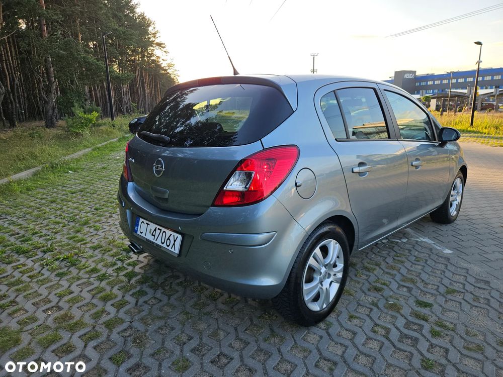 Opel Corsa - 8