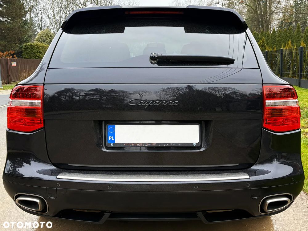 Porsche Cayenne - 25