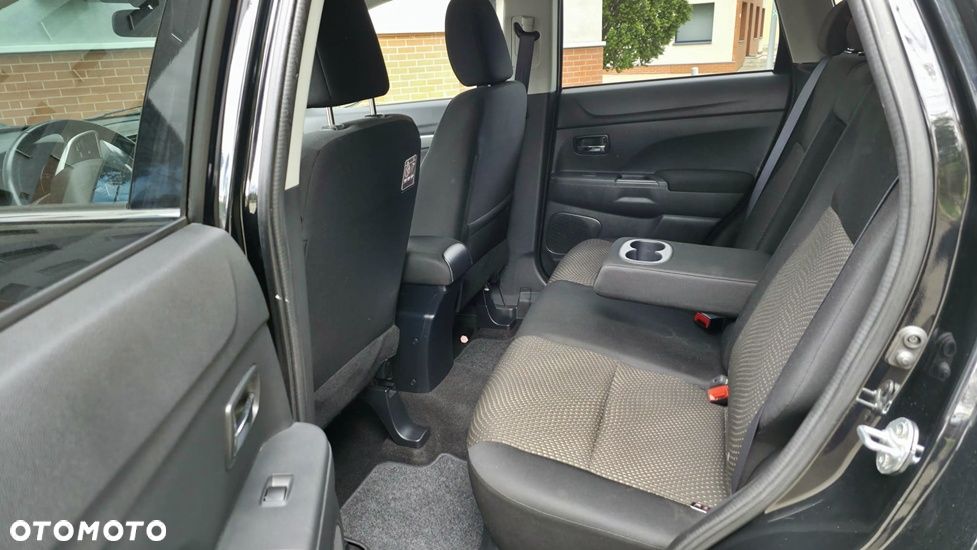 Mitsubishi ASX 1.6 Invite Navi - 19