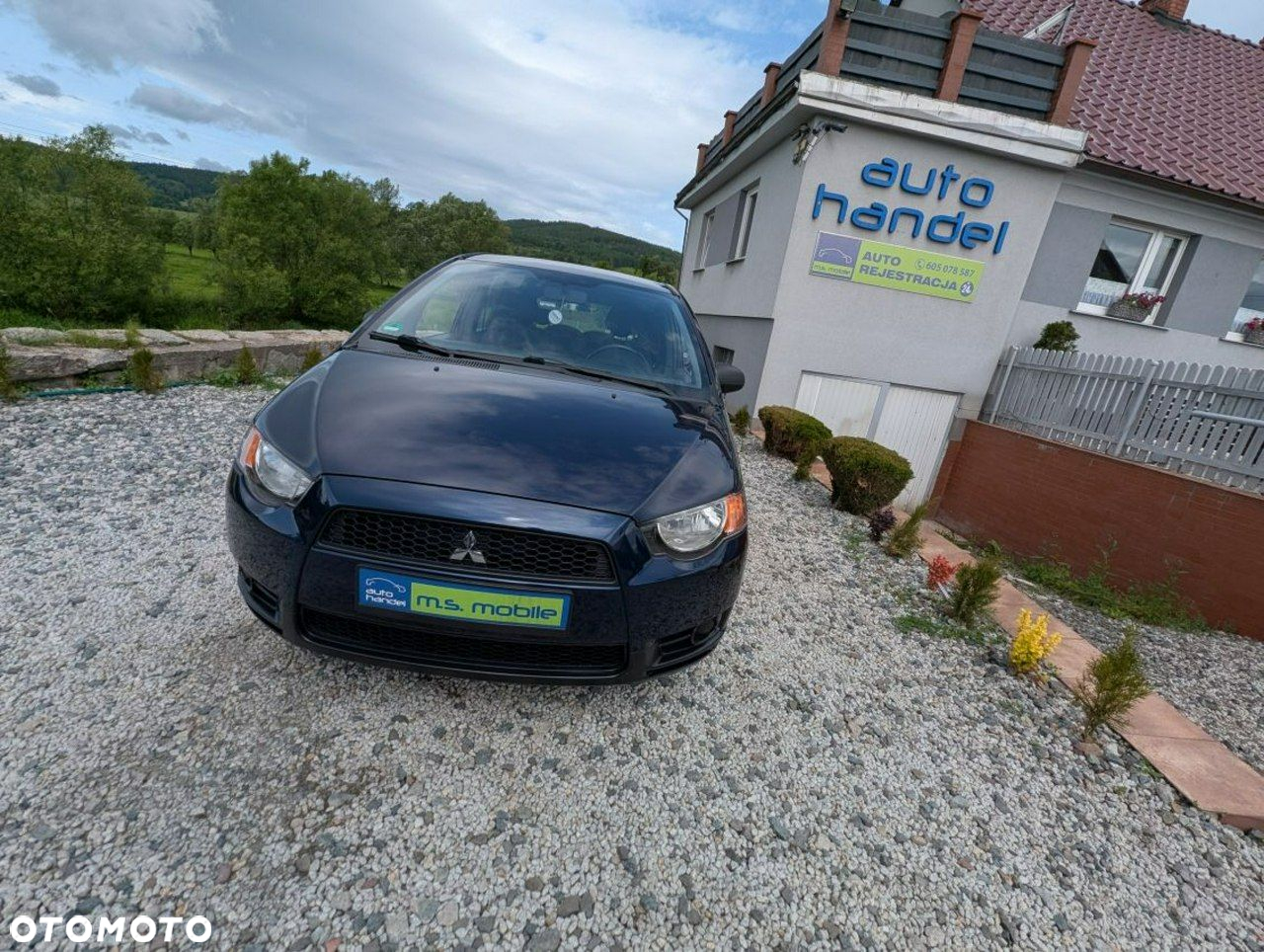 Mitsubishi Colt - 10