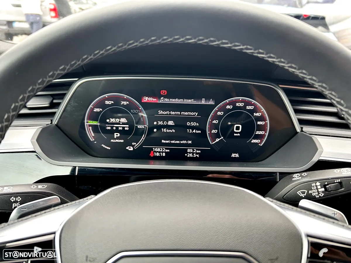 Audi e-tron 55 quattro S line - 16