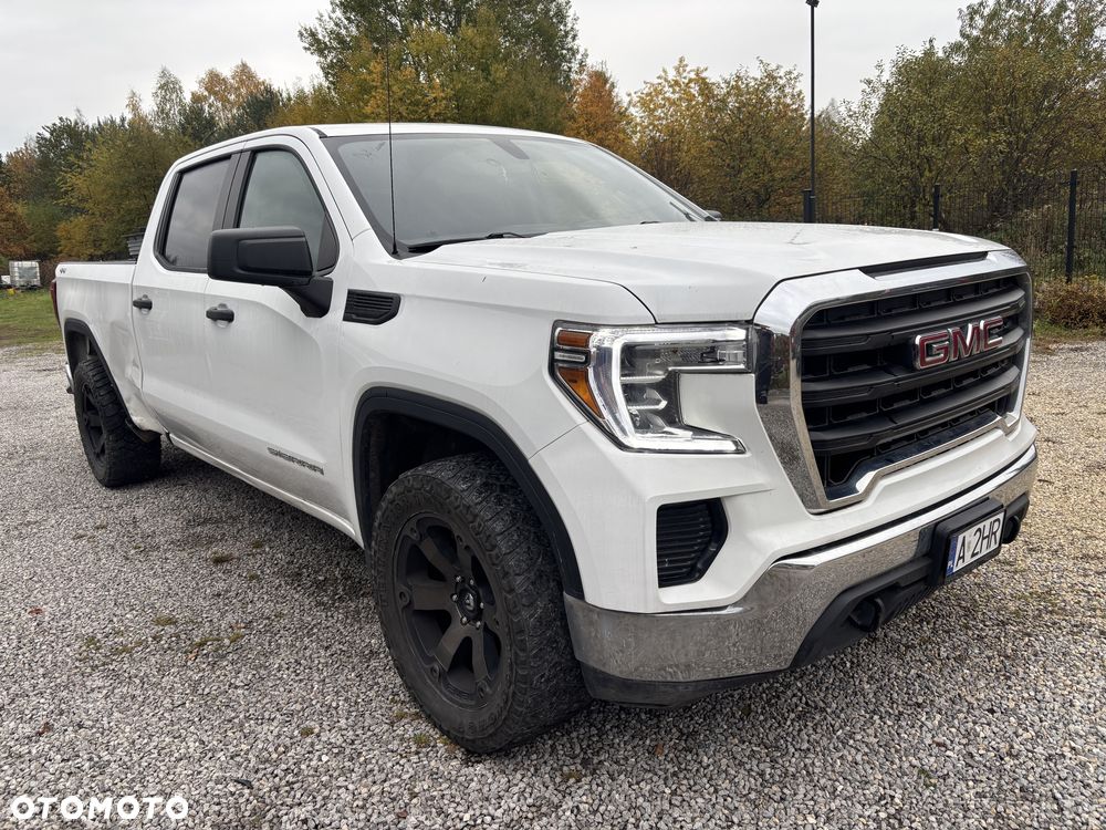GMC Sierra - 2