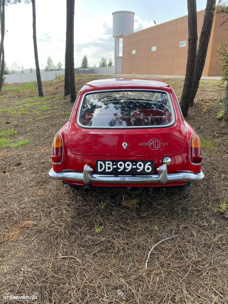 MG MGB - 17