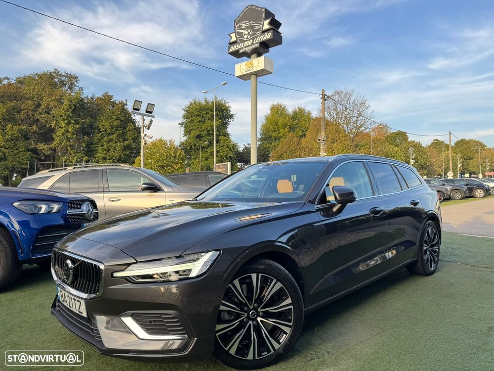 Volvo V60 2.0 T6 AWD TE Plus Bright - 4