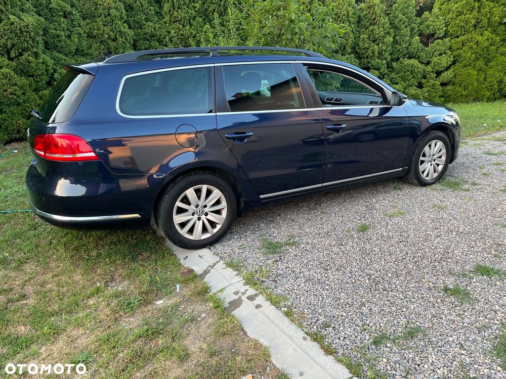Volkswagen Passat 2.0 TDI Highline DSG - 26