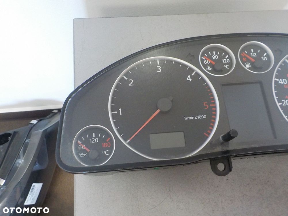 AUDI A6 C5 LICZNIK ZEGARY FIS 4B0920981JX - 5