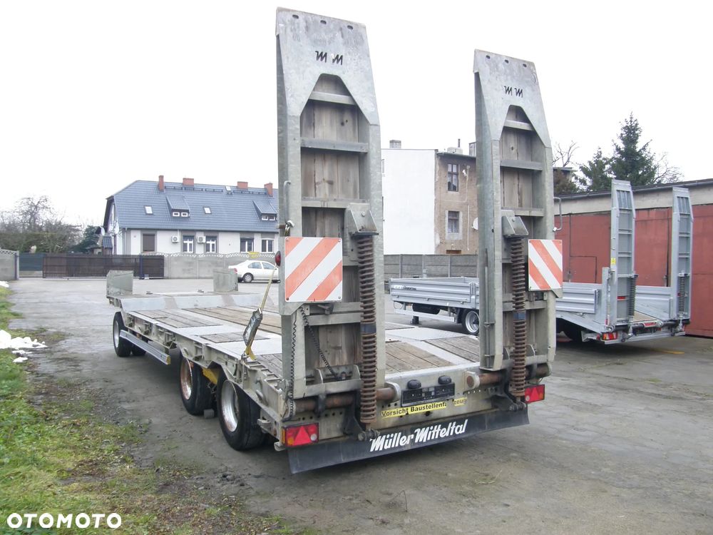 Müller-Mitteltal T3 PROFI 2011 ocynk resor 3 osiowa przyczepa niskopodwoziowa z Niemiec - 9