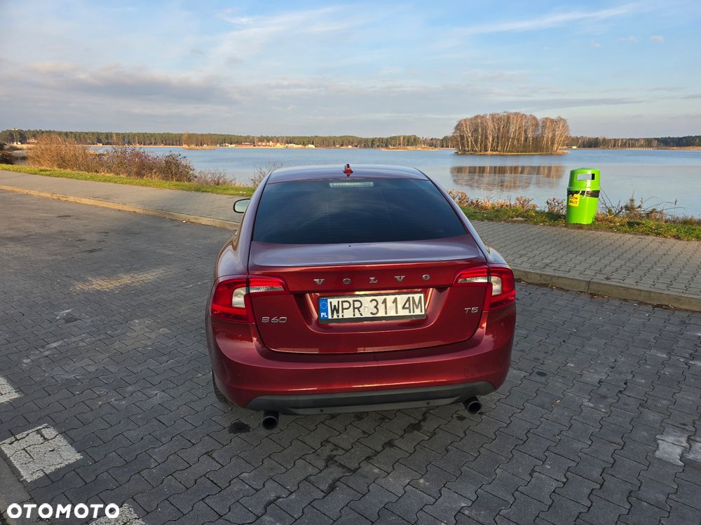Volvo S60 2.5 T5 - 4