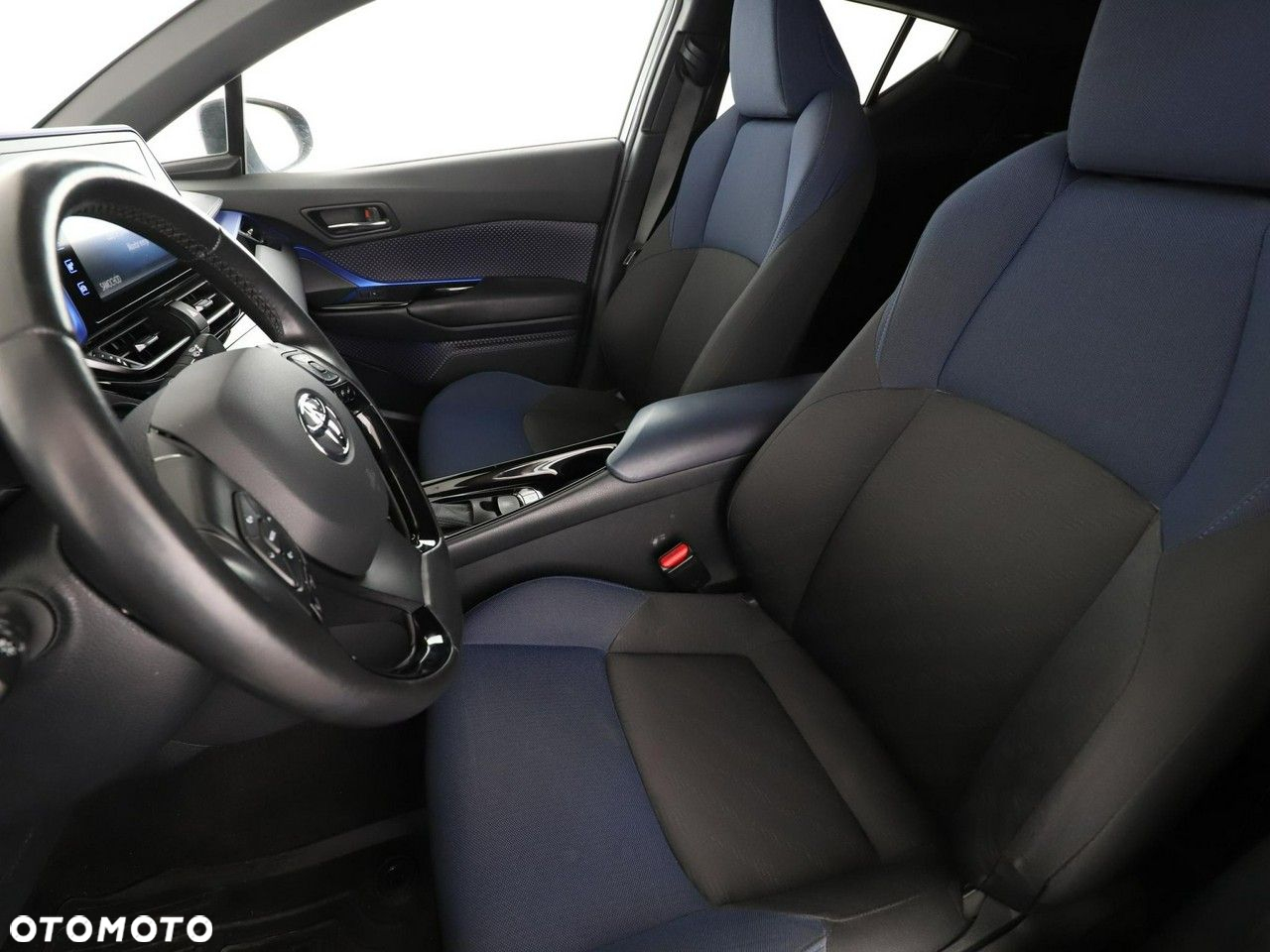 Toyota C-HR 1.8 Hybrid Dynamic - 13