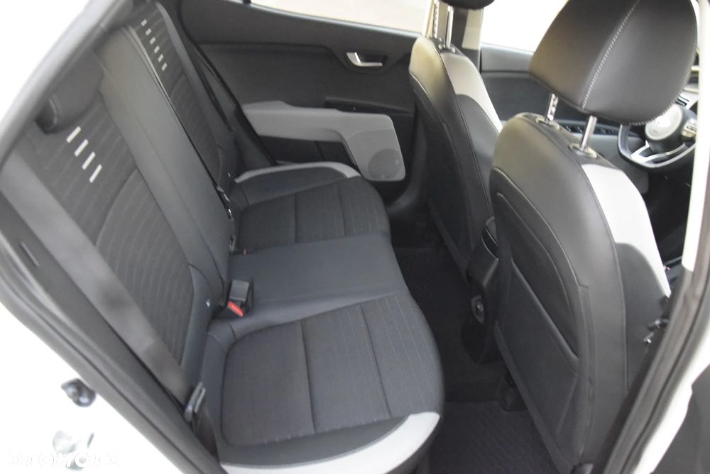 Kia Stonic 1.0 T-GDI M DCT - 20