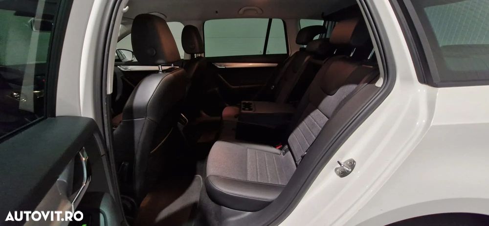 Skoda Octavia 2.0 TDI Green tec Elegance - 14