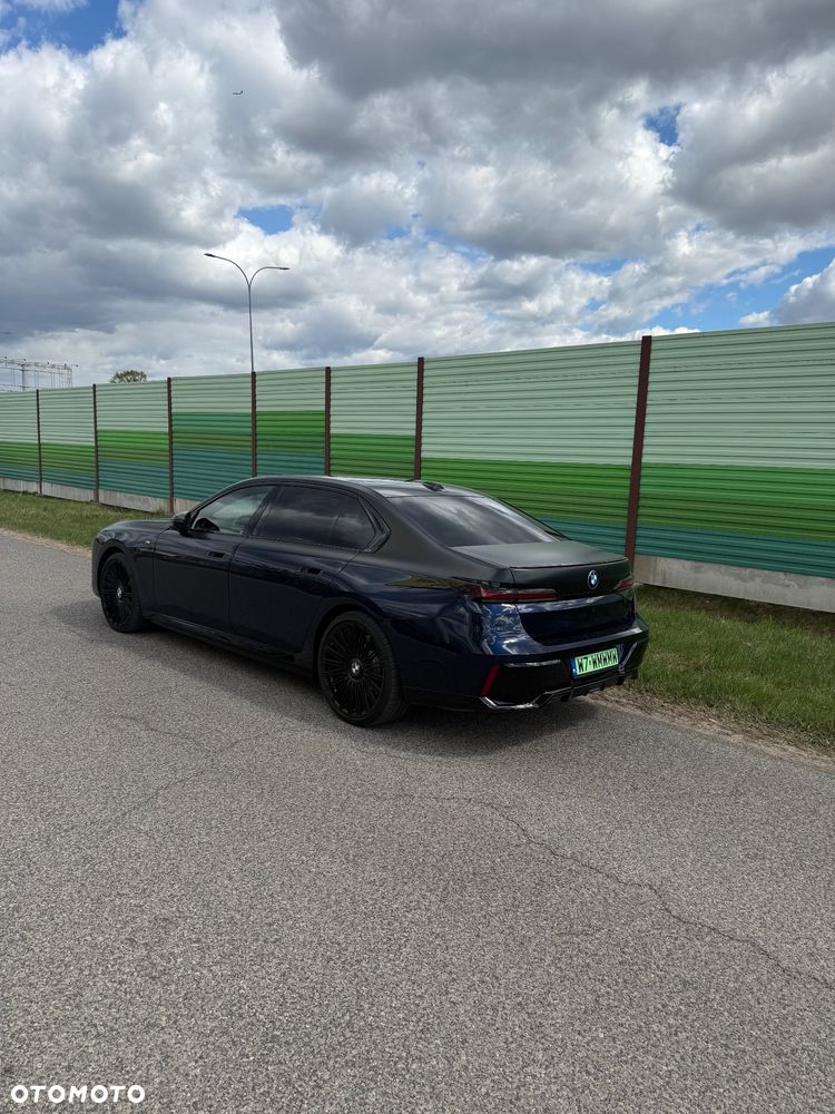 BMW i7 105.7kWh xDrive60 M Sport - 7