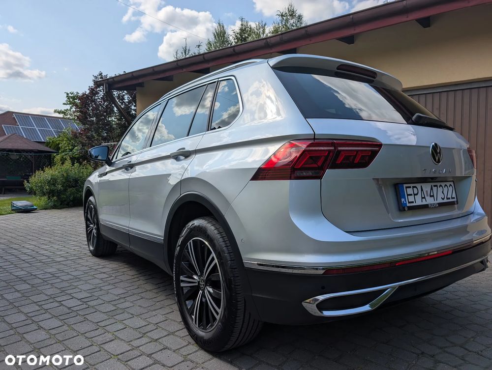 Volkswagen Tiguan 2.0 TSI 4Mot Elegance DSG - 4