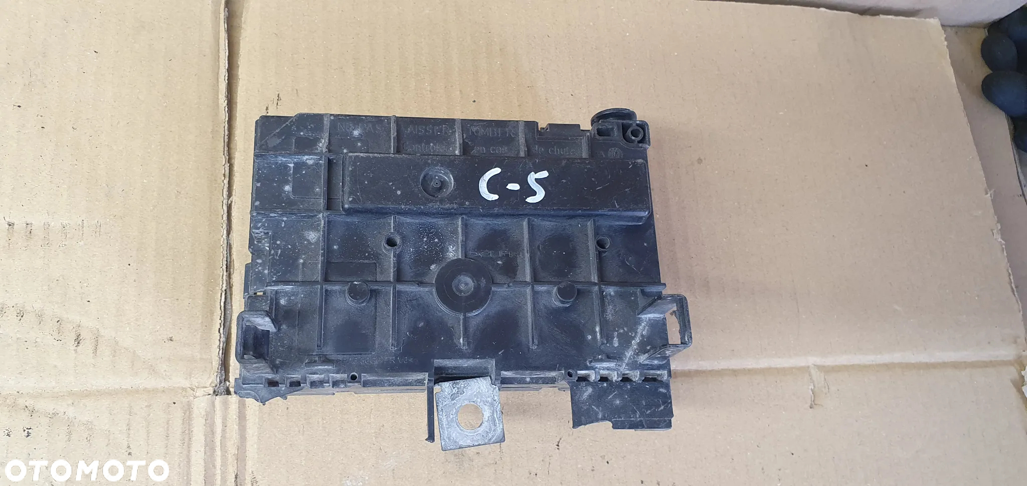 Moduł sterownik BSM skrzynka bezpieczników Citroen C5 I 9675877980 - 5
