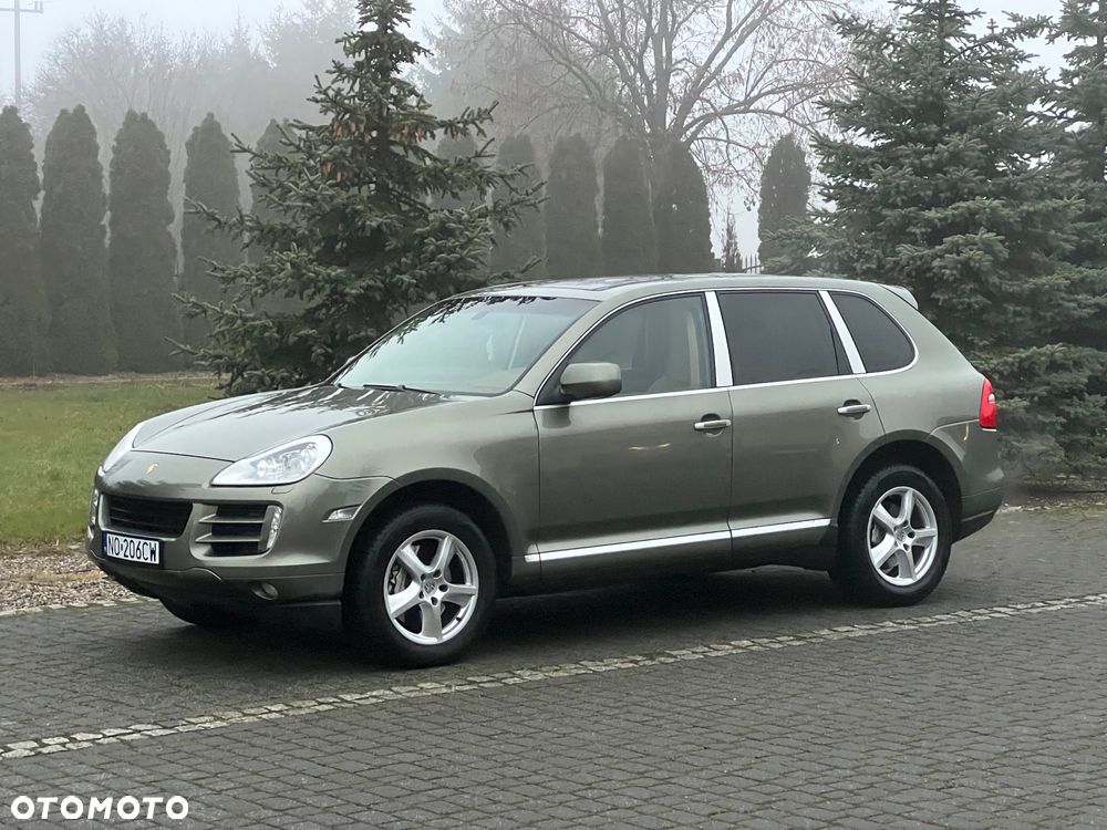 Porsche Cayenne - 3