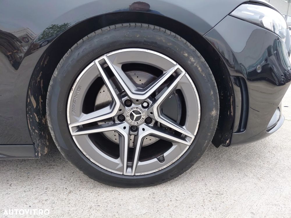 Mercedes-Benz A 220 Sedan 7G-DCT AMG Line - 16