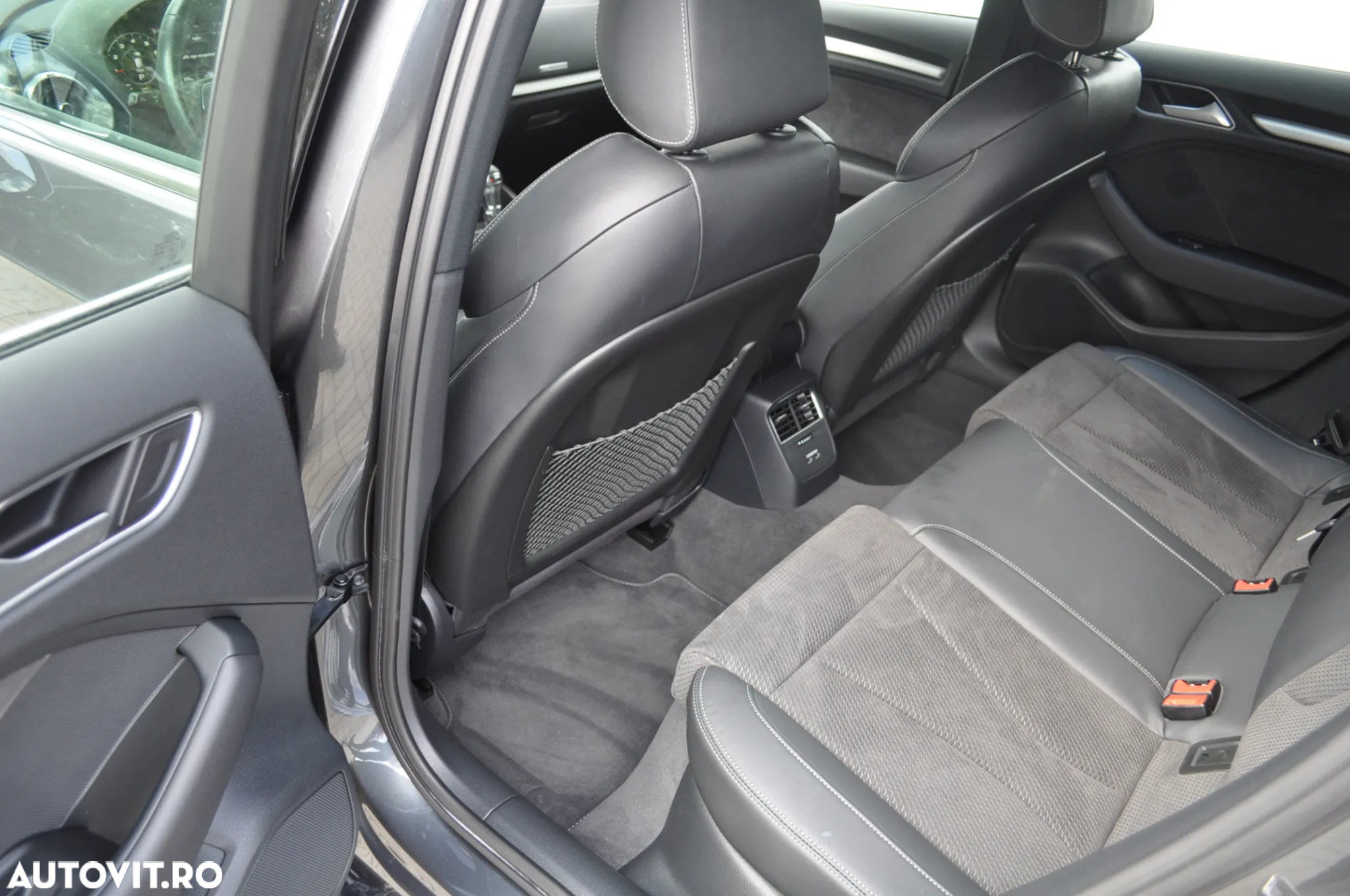 Audi A3 1.5 35 TFSI S tronic Sport - 15