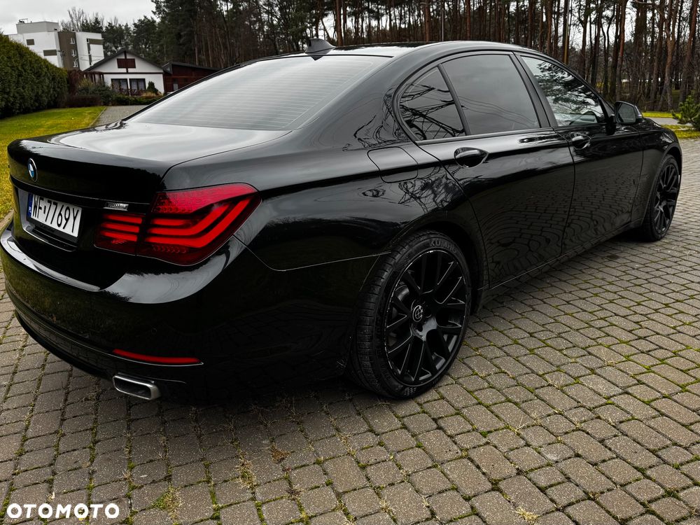 BMW Seria 7 740d Edition Exclusive - 6