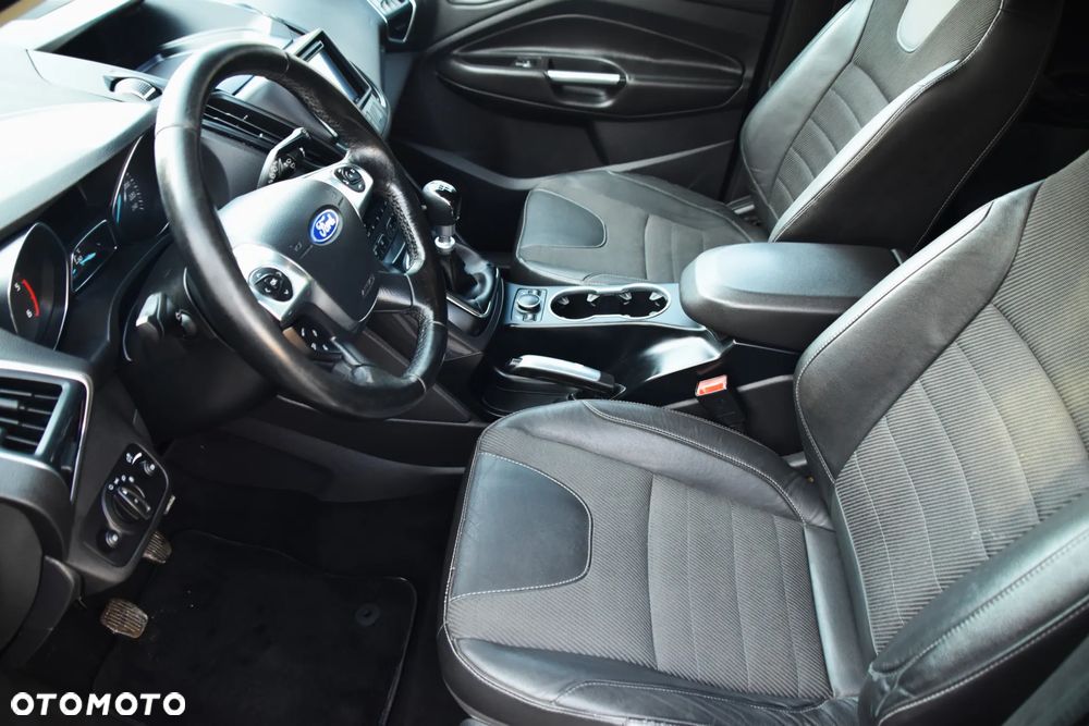 Ford Kuga 2.0 TDCi 4x4 Titanium - 7