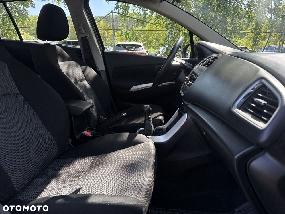 Suzuki SX4 S-Cross 1.6 Comfort - 15