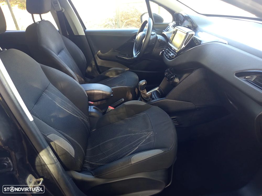 Peugeot 208 1.4 VTi Active - 27