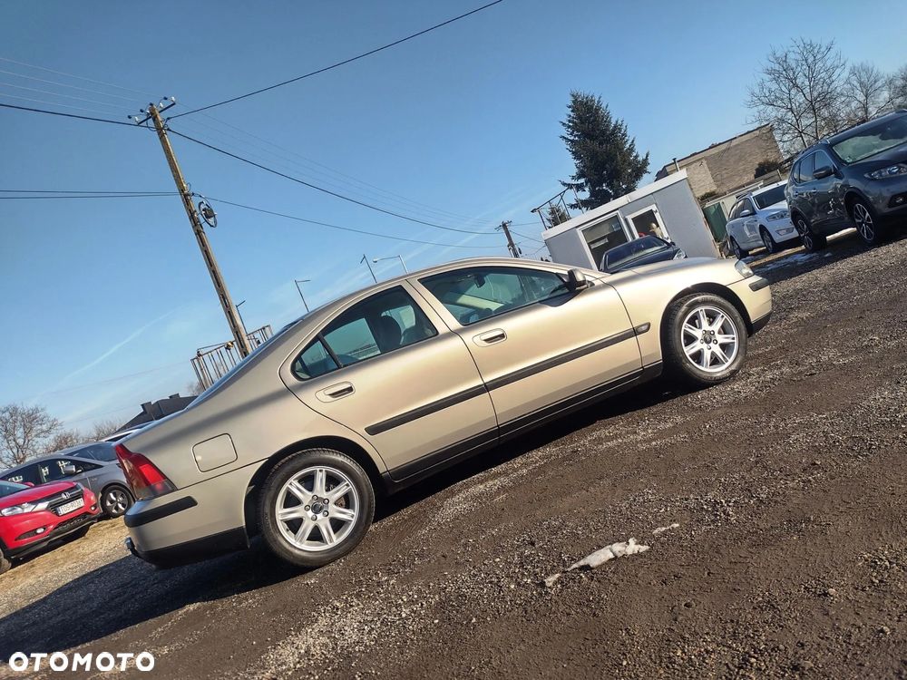 Volvo S60 2.4 Kinetic - 7