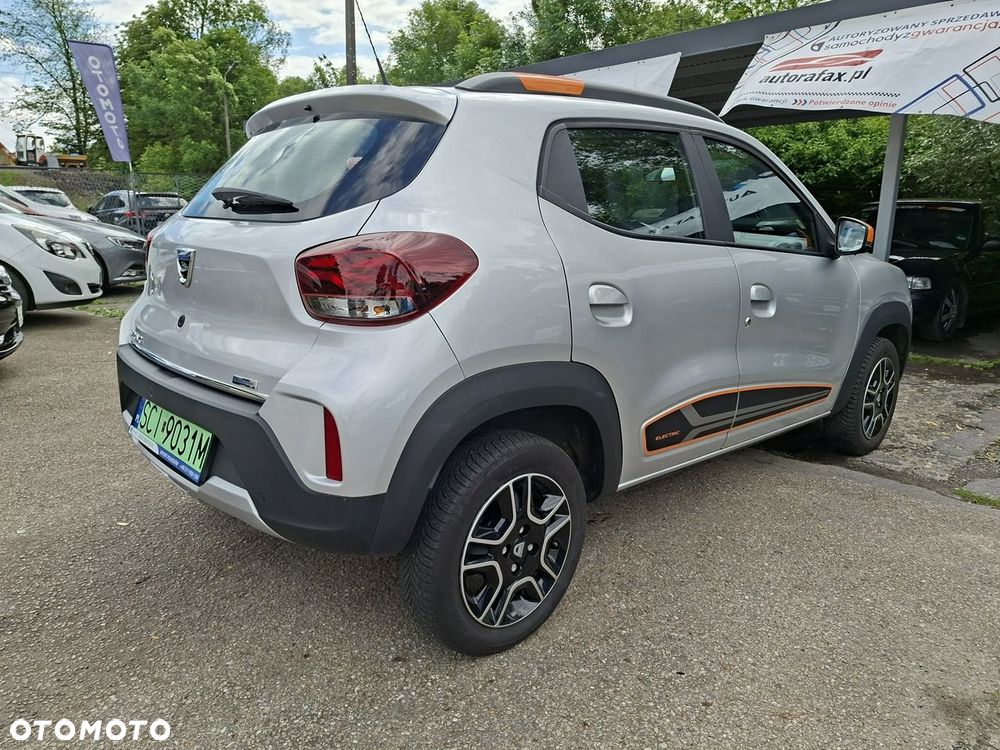 Dacia Spring Electric 45 Essential - 11