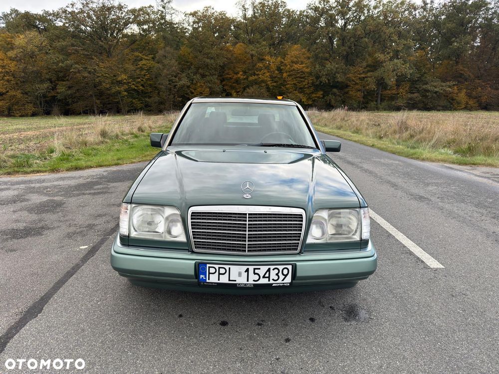 Mercedes-Benz W124 (1984-1993)