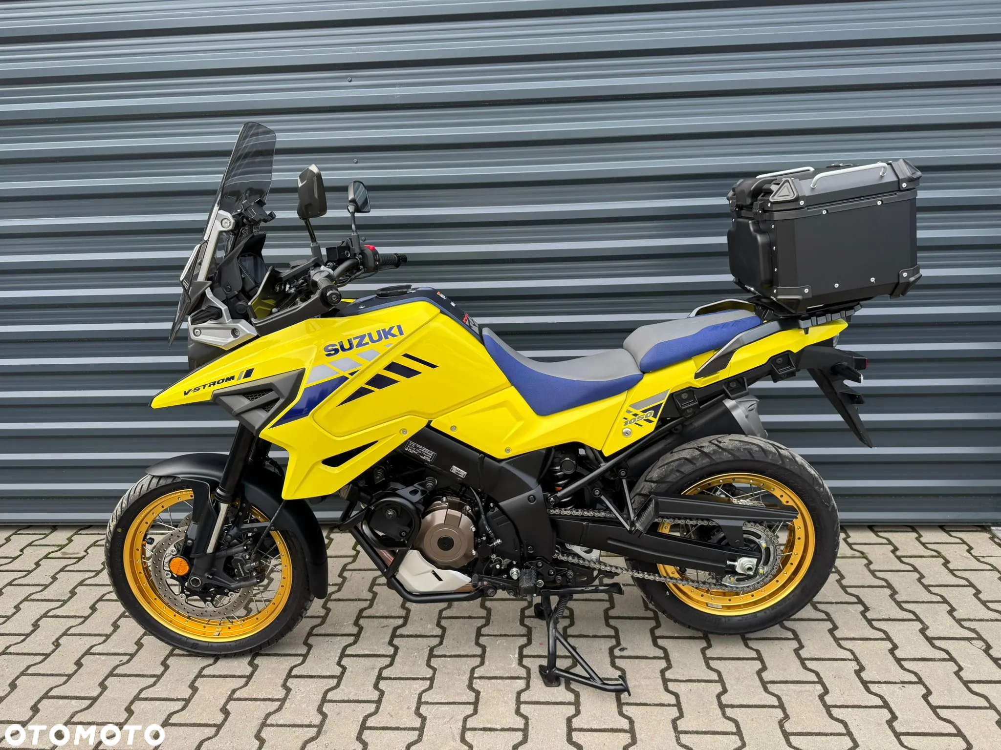 Suzuki DL - 4