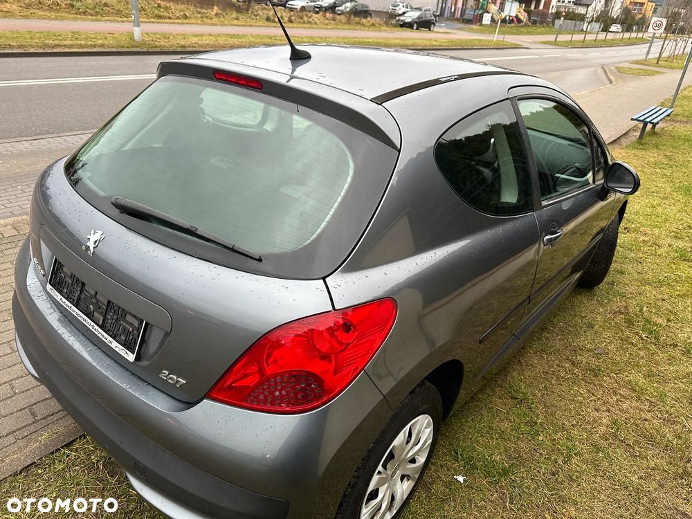 Peugeot 207 75 Filou - 4