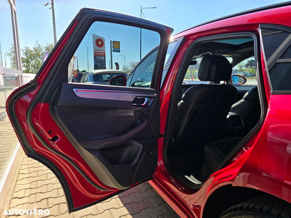 Porsche Macan - 14