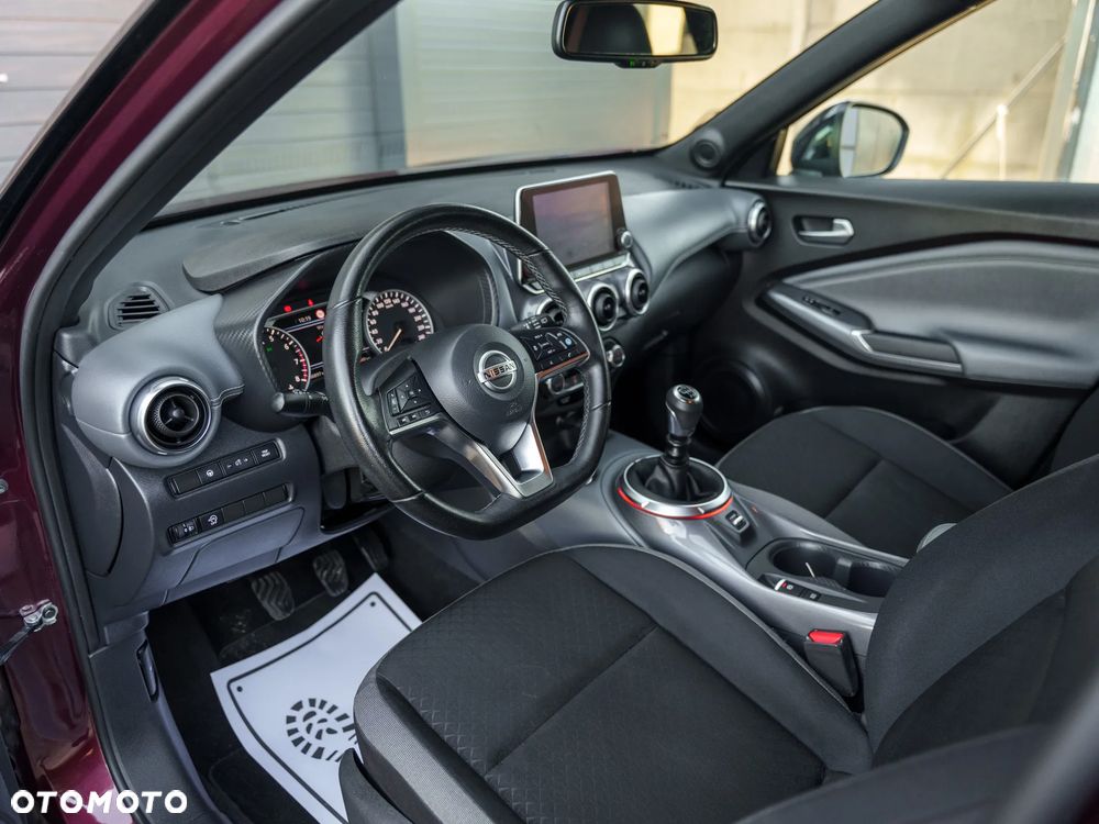 Nissan Juke DIG-T 117 N-Connecta - 17