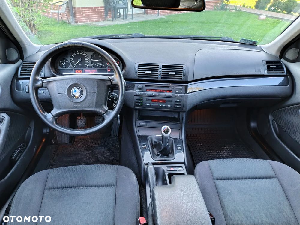 BMW Seria 3 316i - 12