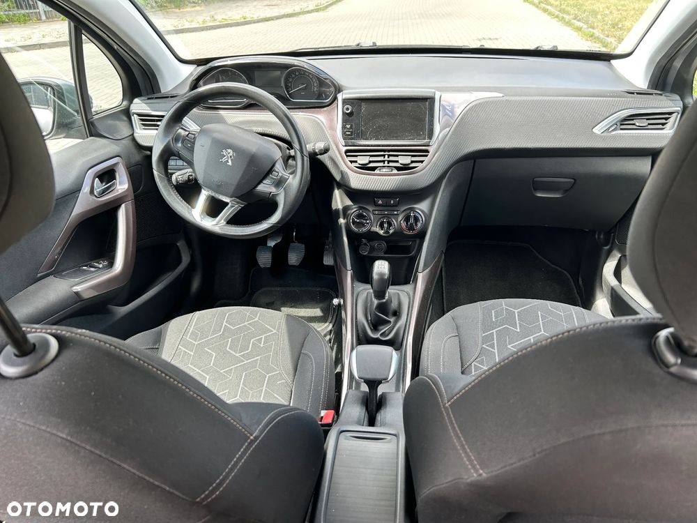 Peugeot 2008 1.2 VTi/Pure Tech Active - 5