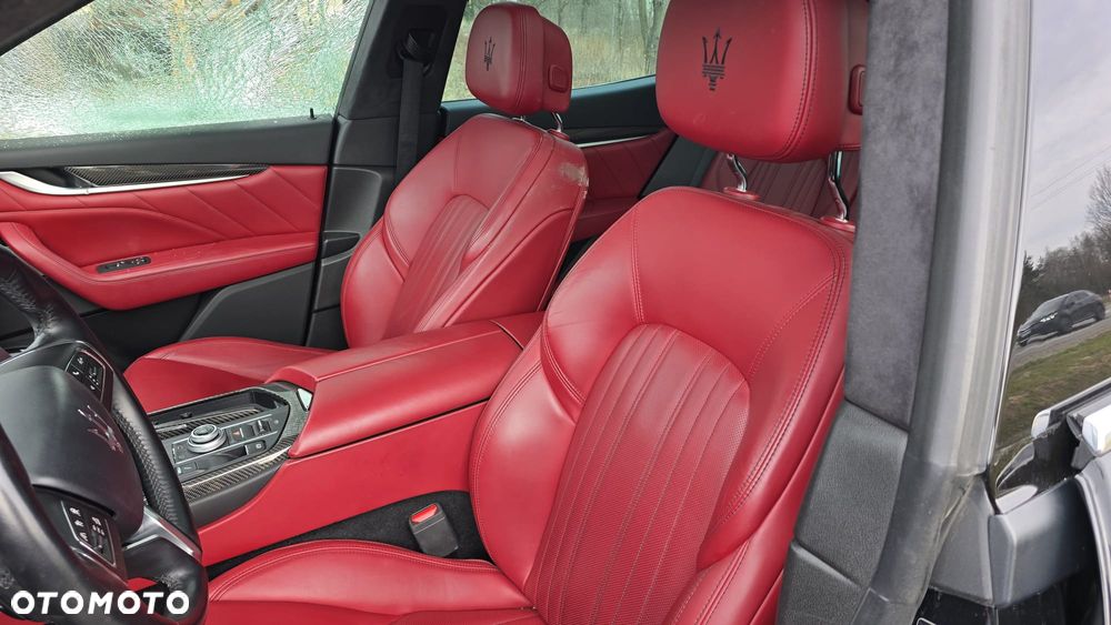 Maserati Levante S Q4 GranSport - 18