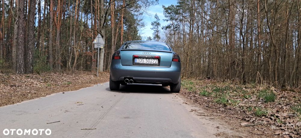 Audi A6 Limousine 2.4 - 6