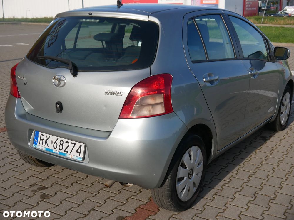 Toyota Yaris - 3