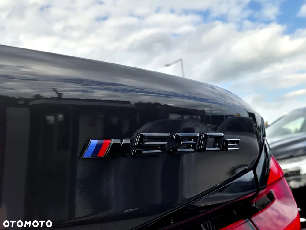 BMW Seria 5 530e M Sport Edition - 24