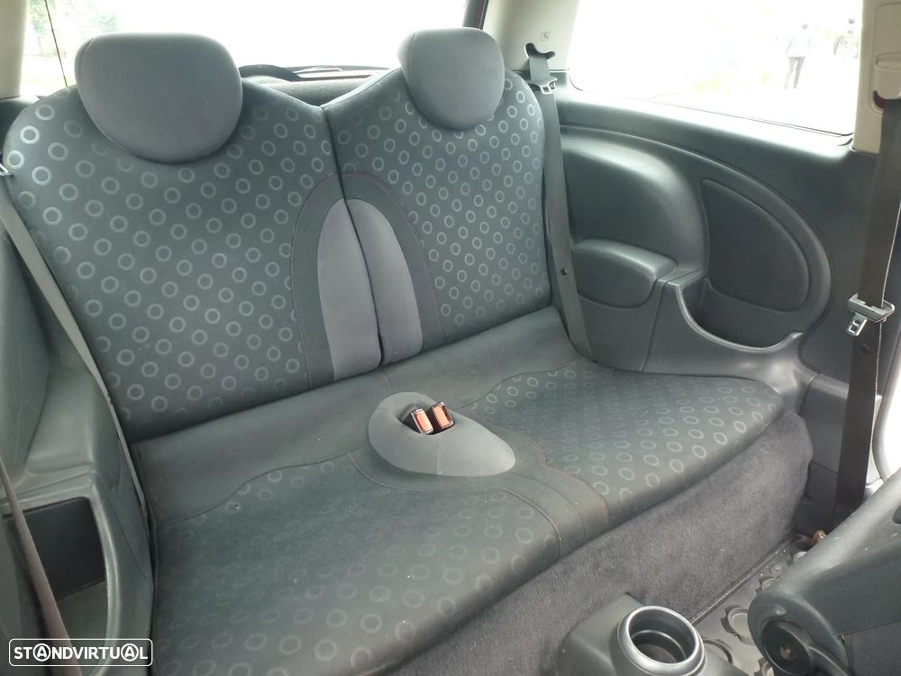 MINI 3 Portas One 1.4 D Seven - 18